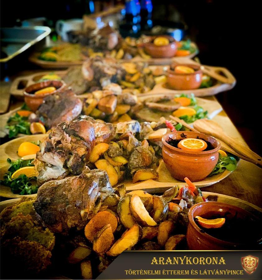 Aranykorona Hotel Miskolc Dış mekan fotoğraf
