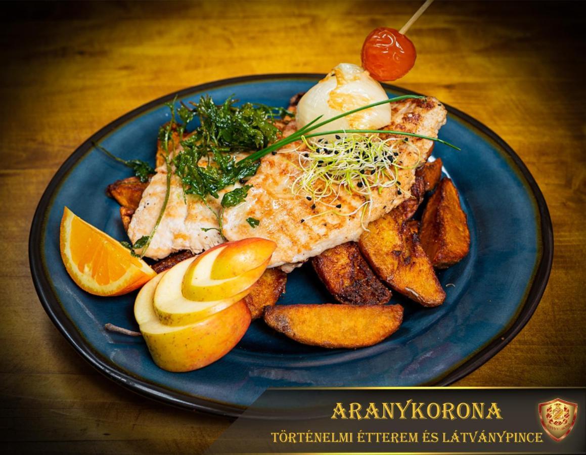 Aranykorona Hotel Miskolc Dış mekan fotoğraf