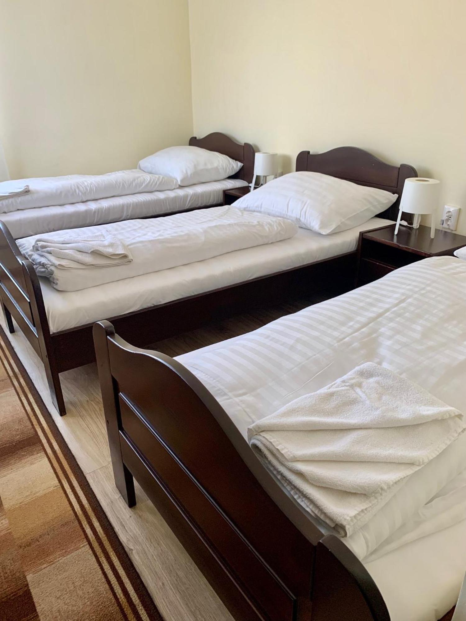 Aranykorona Hotel Miskolc Dış mekan fotoğraf
