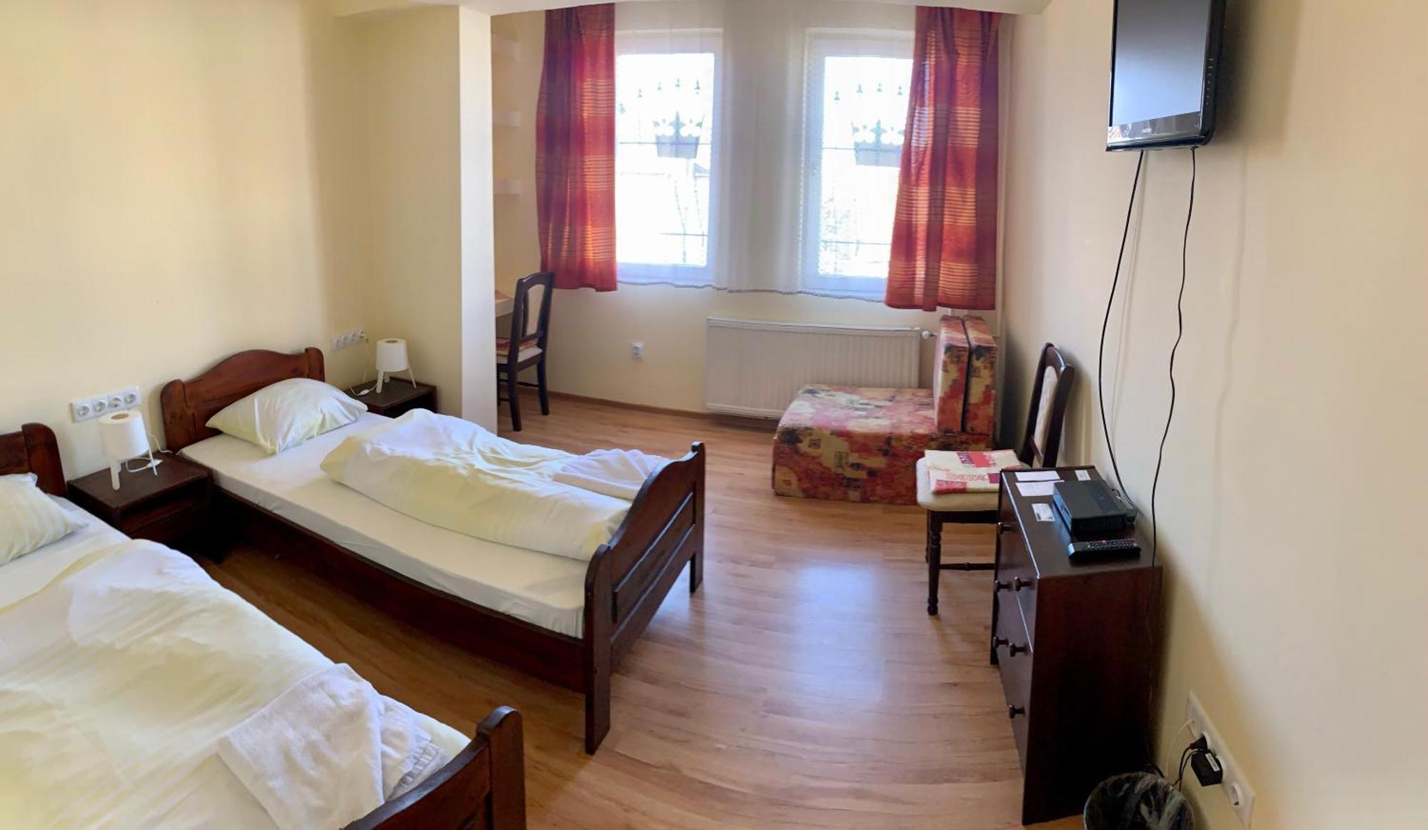 Aranykorona Hotel Miskolc Dış mekan fotoğraf