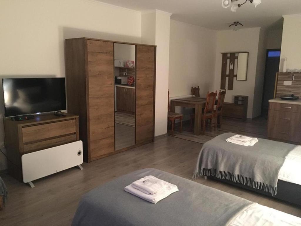 Aranykorona Hotel Miskolc Dış mekan fotoğraf