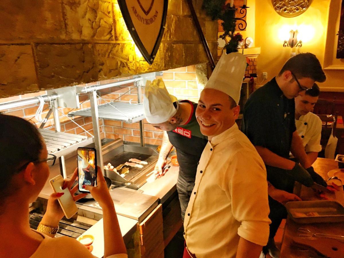 Aranykorona Hotel Miskolc Dış mekan fotoğraf